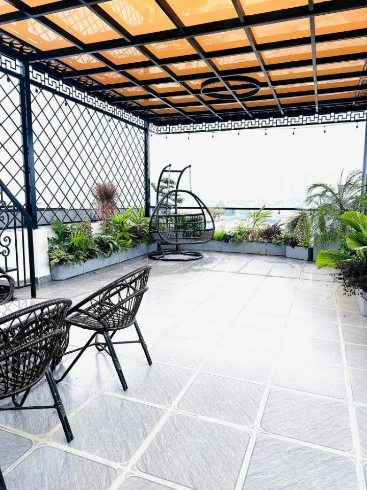 Siêu Phẩm Đẹp. Bán Nhà Bát Khối, Long Biên 7T, 48m2, chỉ 14,5 tỷ (ngõ thông, ô tô vào nhà)