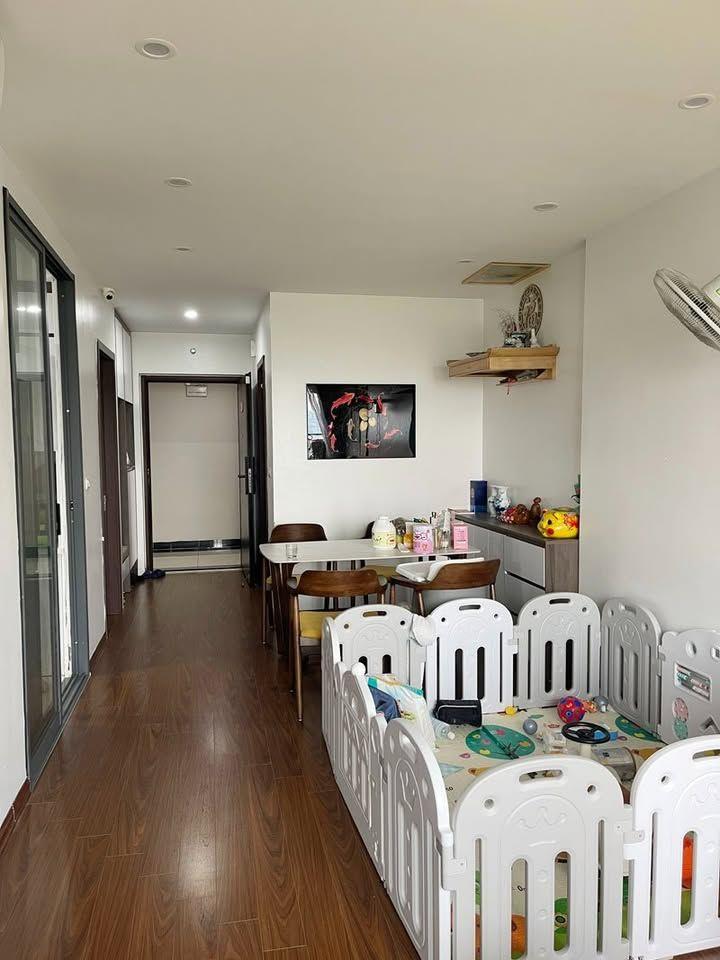 Bán Chung cư Homeland Thượng Thanh, Long Biên 60m2, giá 4,68 tỷ (cam kết chuẩn, cần ngay) 