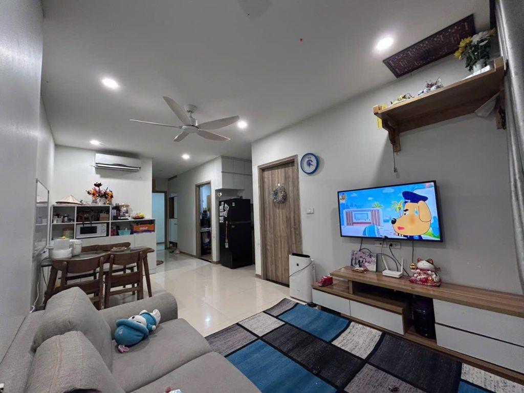 Chuyển Việc Bán Chung Cư Việt Hưng, Long Biên 70m2, chỉ 4,4 tỷ 