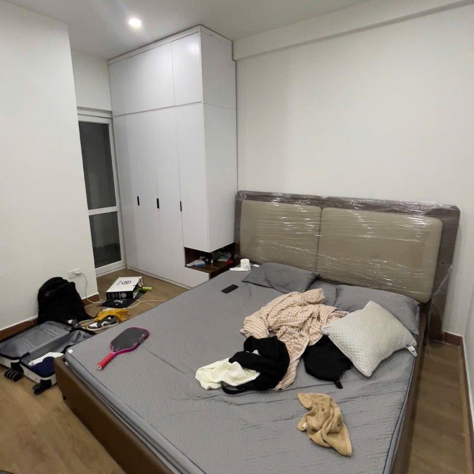 Chuyển Việc Bán Chung Cư Việt Hưng, Long Biên 70m2, chỉ 4,4 tỷ 