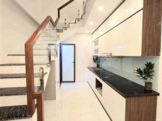 Bán Nhà Gần Cấp Tường Cấp 2 Thạch Bàn, Long Biên, 35m2, 5T chỉ 7,1 tỷ  