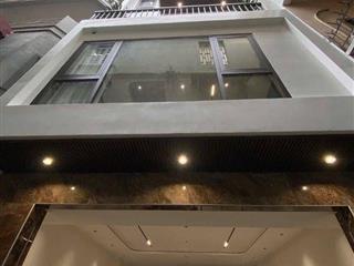 Bán Nhà Mới Nguyễn Văn Cừ, Long Biên ,47m2, 6T, giá 16,2 (ô tô vào nhà)