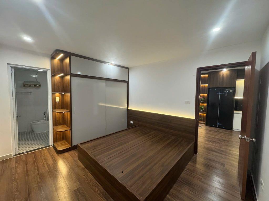   Bán Chung Cư Ct2a Thạch Bàn, Long Biên 70m2, Sổ Đỏ Lâu Dài, Giá: 4,65 Tỷ