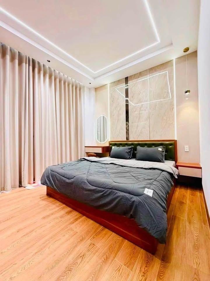 Cam Kết Chuẩn. Bán Nhà Thạch Bàn, Long Biên 43m2, 6T chỉ 9,95 tỷ (ô tô vào tận nhà