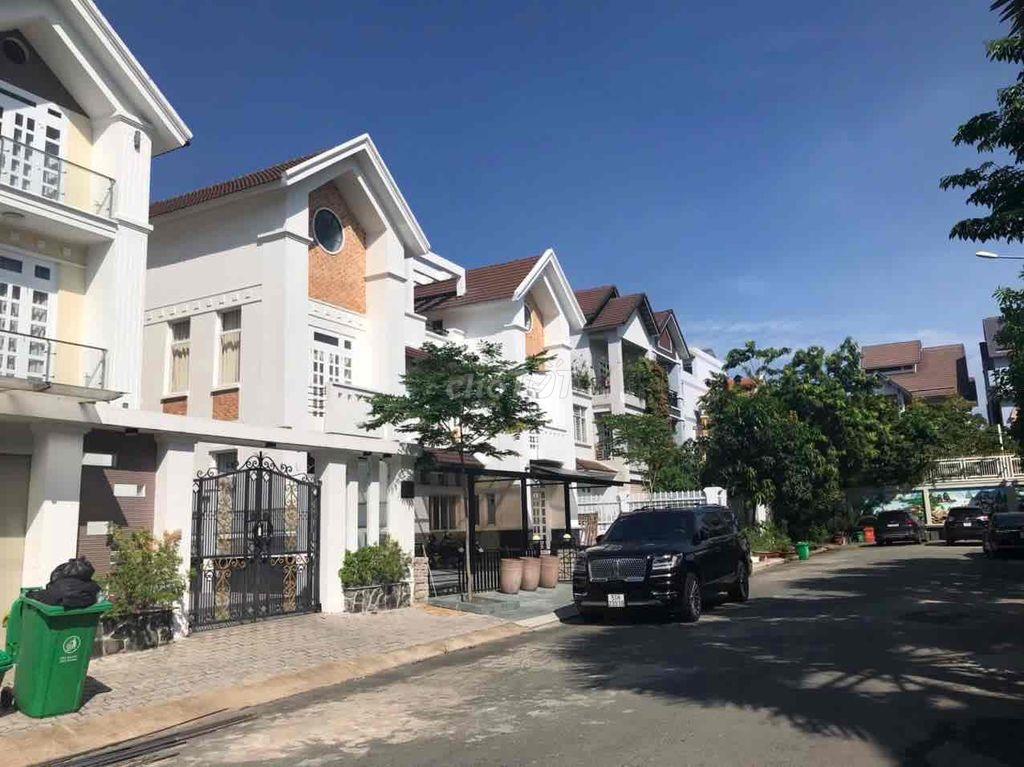 Cho Thuê Nhà Khu Biệt Thự Hoàng Gia, Trung Tâm Hành Chính Dĩ An