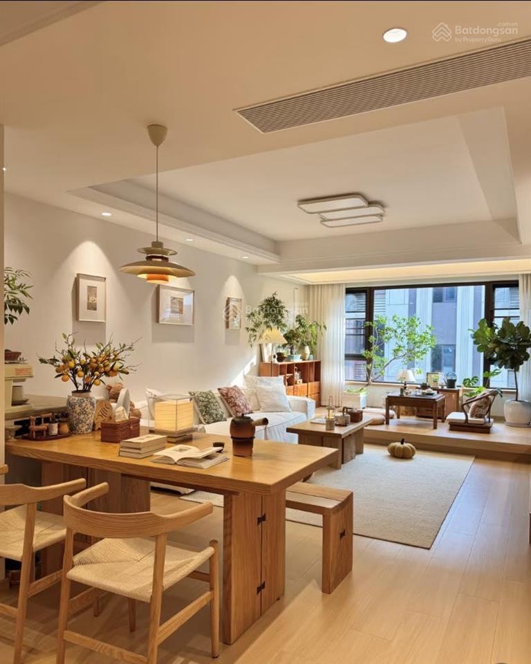Bán suất mua căn hộ saigon skyview q8, căn 70m2 giá 4,35 tỷ.  0768 713 ***