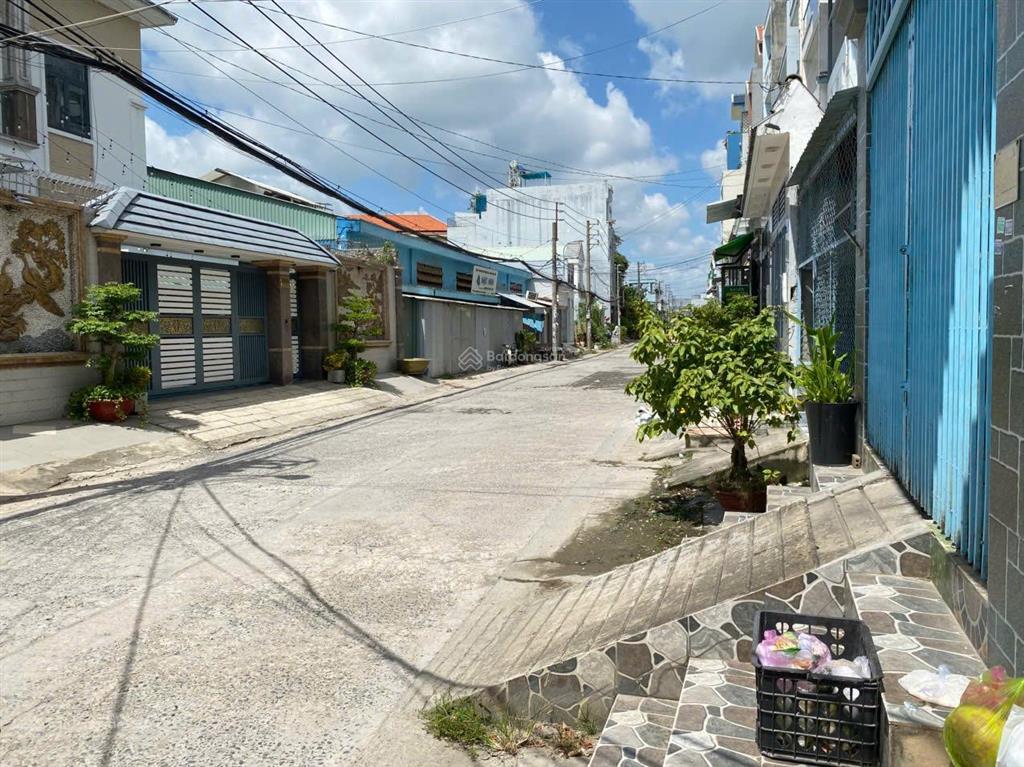 Bán nhà hẻm xe tải an dương vương, nhà cấp 4, diện tích 67,7m2 giá bán 5,55 tỷ.  0768 713 ***