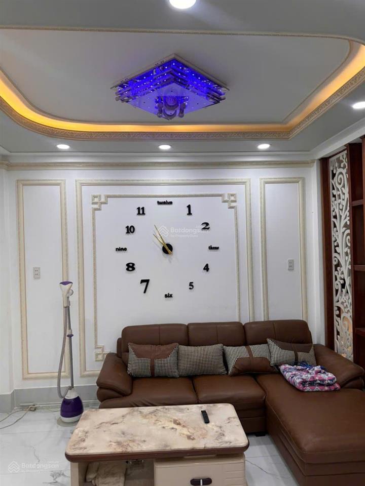 Chủ cần tiền bán gấp nhà an dương vương, 4,5*11m, 4 tầng, full nội thất giá 7 tỷ.  0768 713 ***