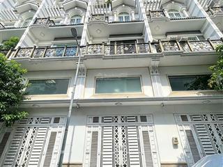 Chủ cần tiền bán gấp nhà an dương vương, 4,5*11m, 4 tầng, full nội thất giá 7 tỷ.  0768 713 ***