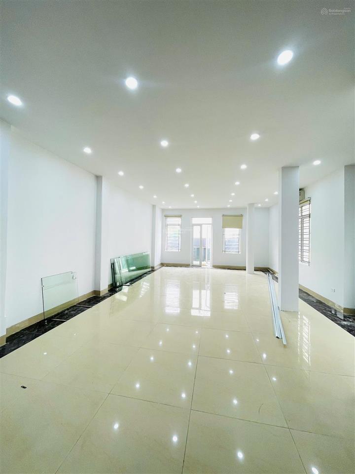 Chính chủ cho thuê văn phòng đẹp nhất phạm tuấn tài cầu giấy 16 triệu 75 m2