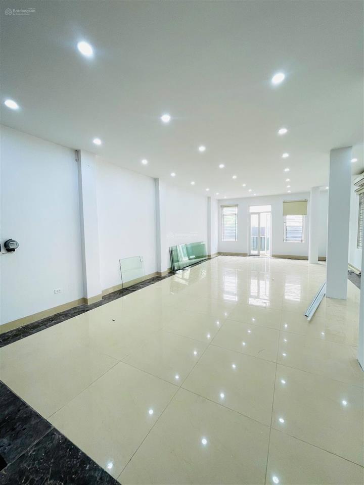 Chính chủ cho thuê văn phòng đẹp nhất phạm tuấn tài cầu giấy 16 triệu 75 m2
