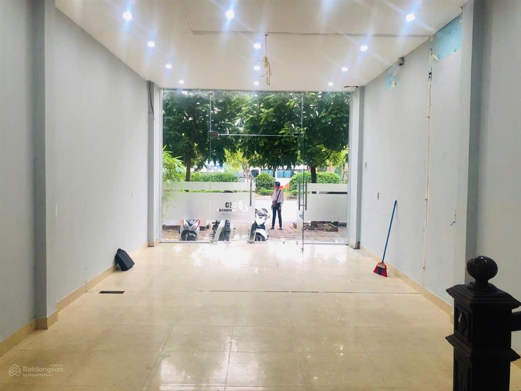 Chính chủ cho thuê văn phòng 150 trần vỹ, cầu giấy, 65 m2 chỉ 9 triệu đồng