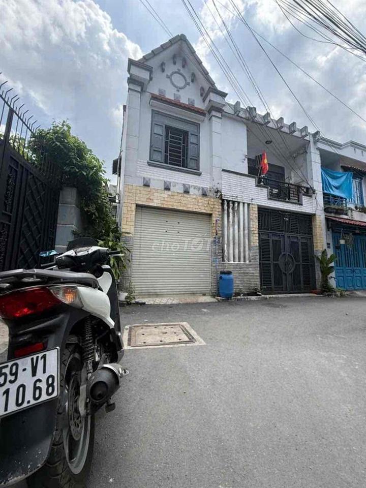 chính chủ bán nhà 1 trệt 1 lầu ngã ba cây Điệp hẻm 5 m thông giá 2,7ty