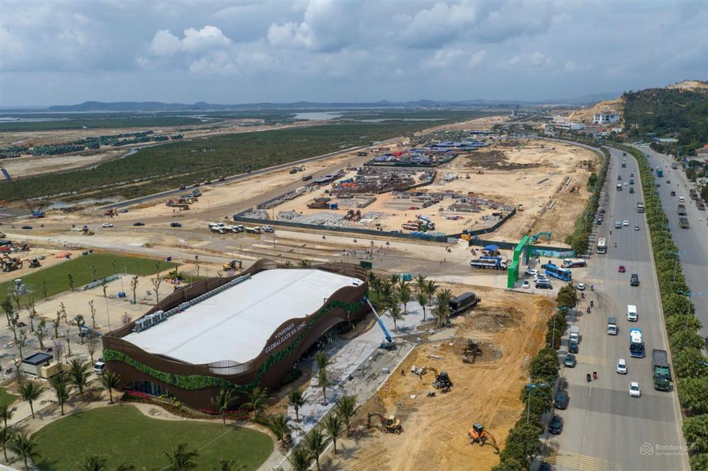 Mở bán đợt 1 vinhomes global gate hạ long  sổ đỏ lâu dài, đón sóng cao tốc