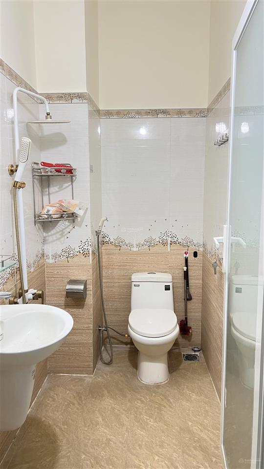 Bán nhà trung tâm thị trấn cũ gần tiện ích