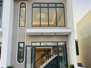 Chỉ cần thanh toán 500 triệu nhận nhà 180m² đường ô tô hòa lợi, tphcm