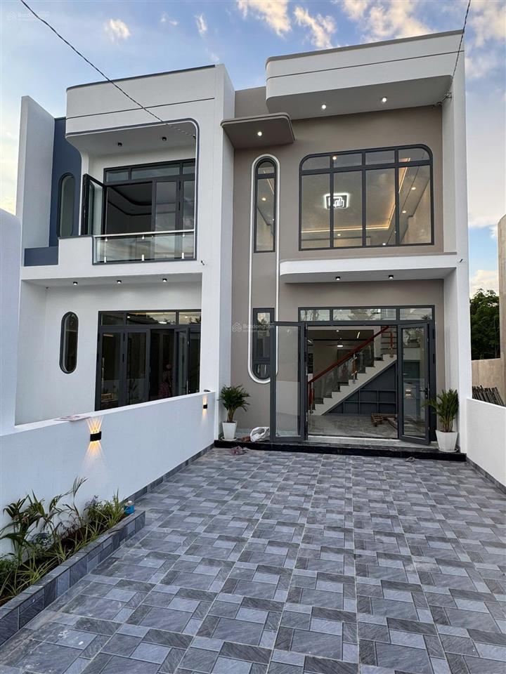 Chỉ cần thanh toán 500 triệu nhận nhà 180m² đường ô tô hòa lợi, tphcm