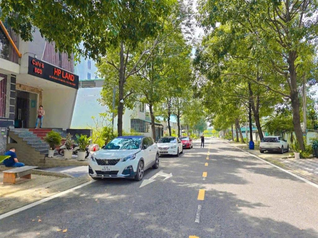 Bán đất tại số 13, tdc định hoà đường 16m, 150m2 full thổ cư 7,5x20