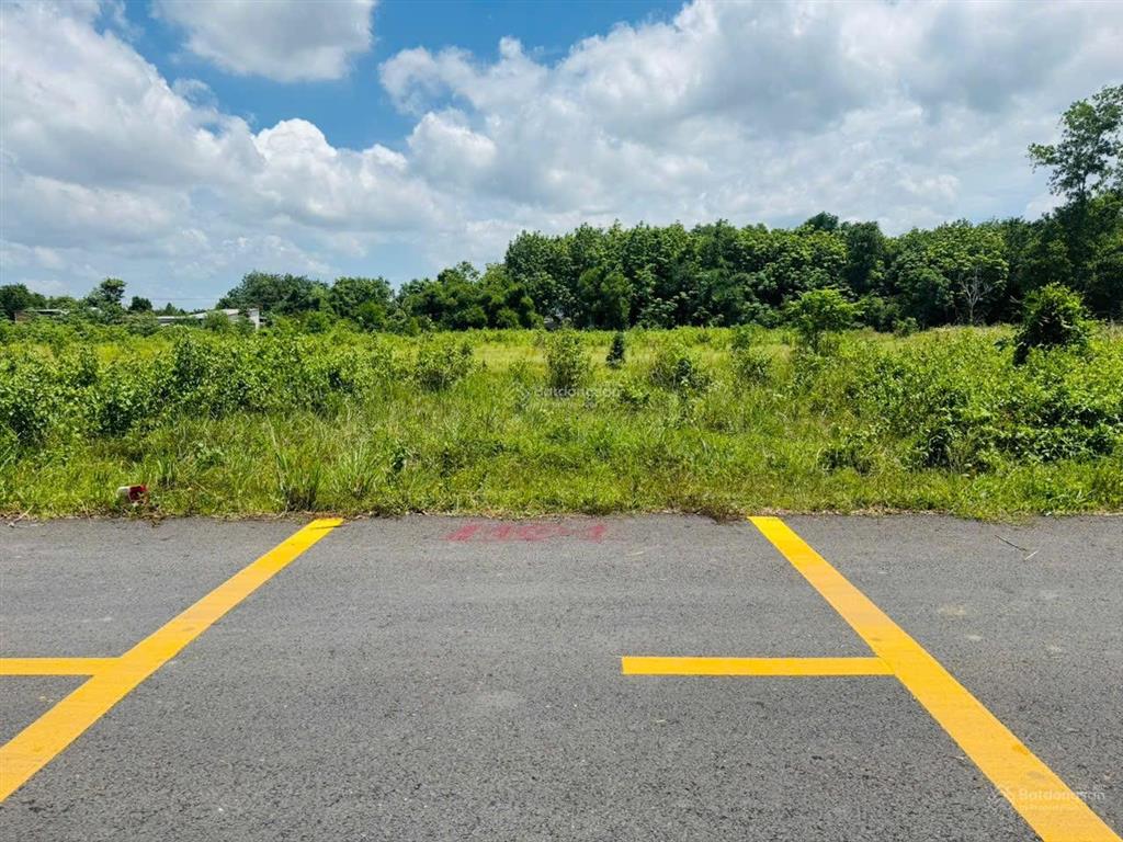 Bán đất tại chánh phú hòa, 2,6 tỷ, 252 m2, pháp lý đầy đủ, mặt tiền 10m, 120m tc, tặng gpxd