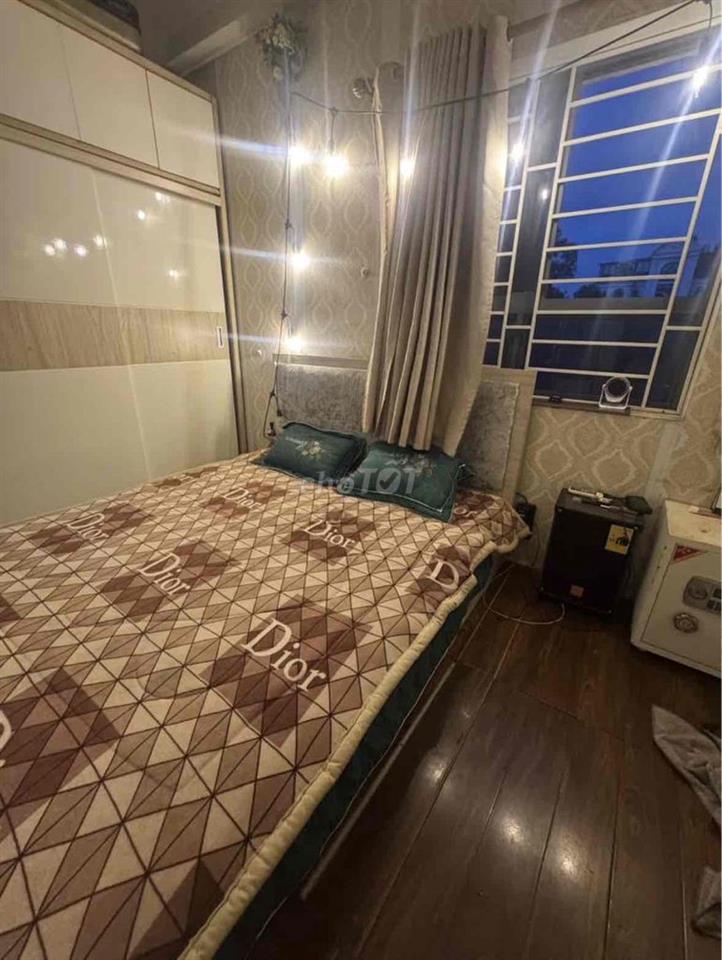 bán vp6 linh đàm