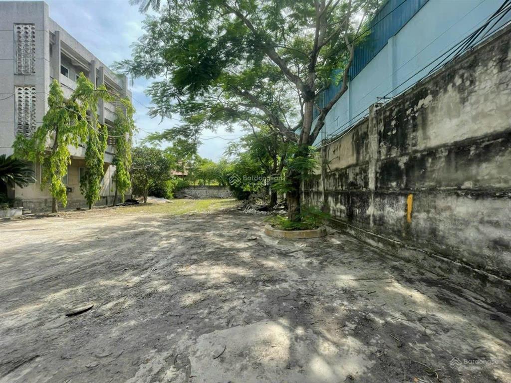 Chính chủ bán lô đất 4152,8 m2 mặt đường bà triệu, đông thọ, thanh hoá