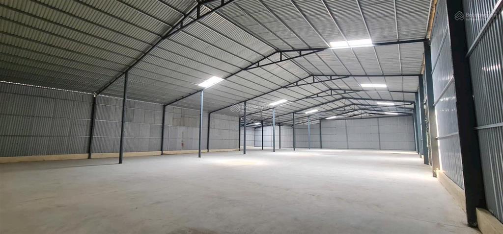 Cho thuê kho xưởng 6000m2 tại kcn phú thị  gia lâm