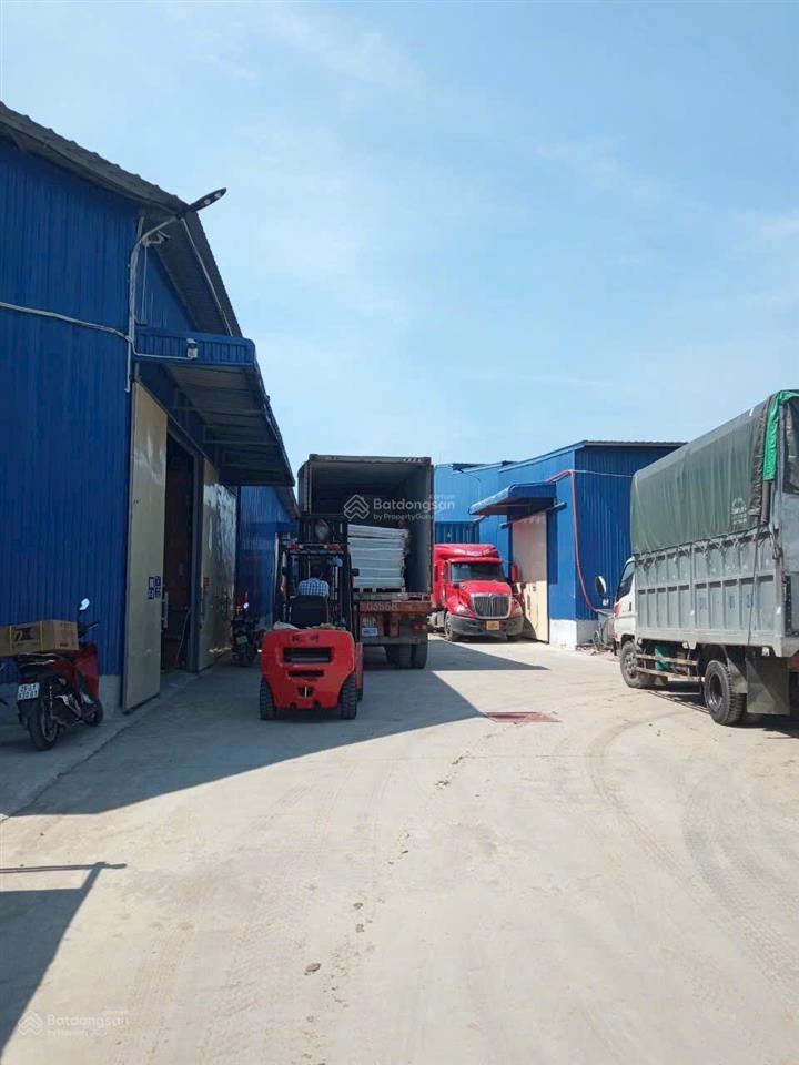 Cho thuê kho xưởng 6000m2 tại kcn phú thị  gia lâm