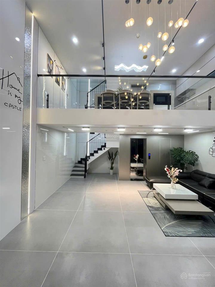 Ban gấp nhà hxh đường 3/2 hẻm 666 khu vip toàn chung cư cao cấp yên tĩnh giá chỉ 12,5 tỷ