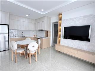 Cho thuê căn 2 ngủ 74m2 full nội thất view thành phố tại minato