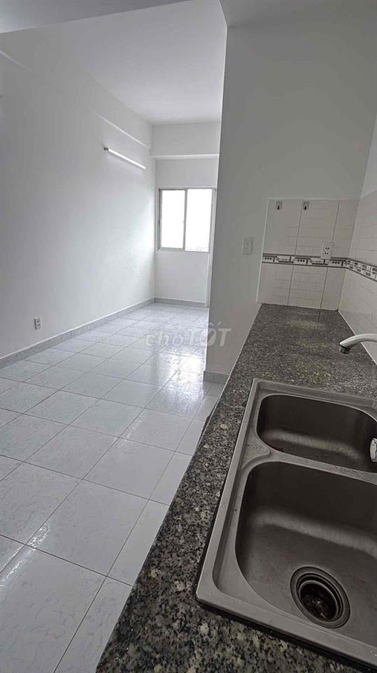 Em có căn hộ chính chủ  bán Block A Lê Thành Tân Tạo 33,9m giá Ngộp