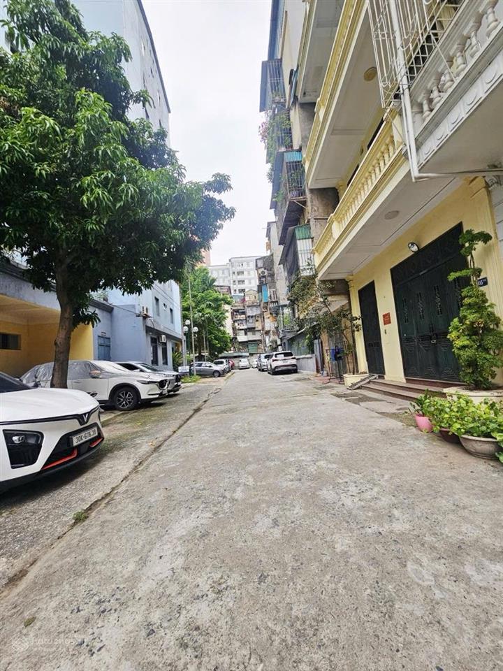 Bán đất tặng nhà 4 tầng pl hoàng quốc việt 79m2, 2 mặt tiền, ô tô, giá 20 tỷ,  0869 818 ***