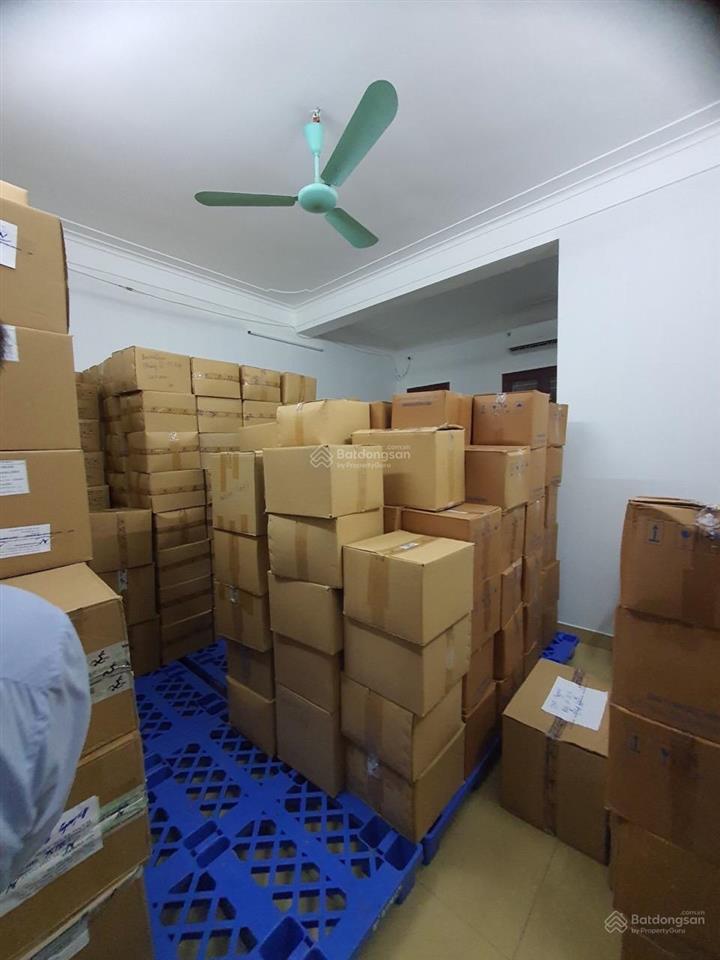 Bán đất tặng nhà 4 tầng hoàng quốc việt 79m2, 2 mặt tiền, 2 mặt đường,  0869 818 ***