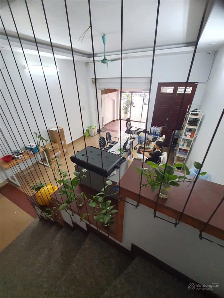 Bán đất tặng nhà 4 tầng hoàng quốc việt 79m2, 2 mặt tiền, 2 mặt đường,  0869 818 ***