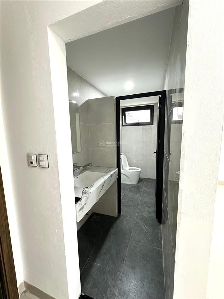Bán tòa căn hộ dịch vụ mặt phố mỹ đình  dòng tiền ổn định  lô góc 4 thoáng   0869 818 ***
