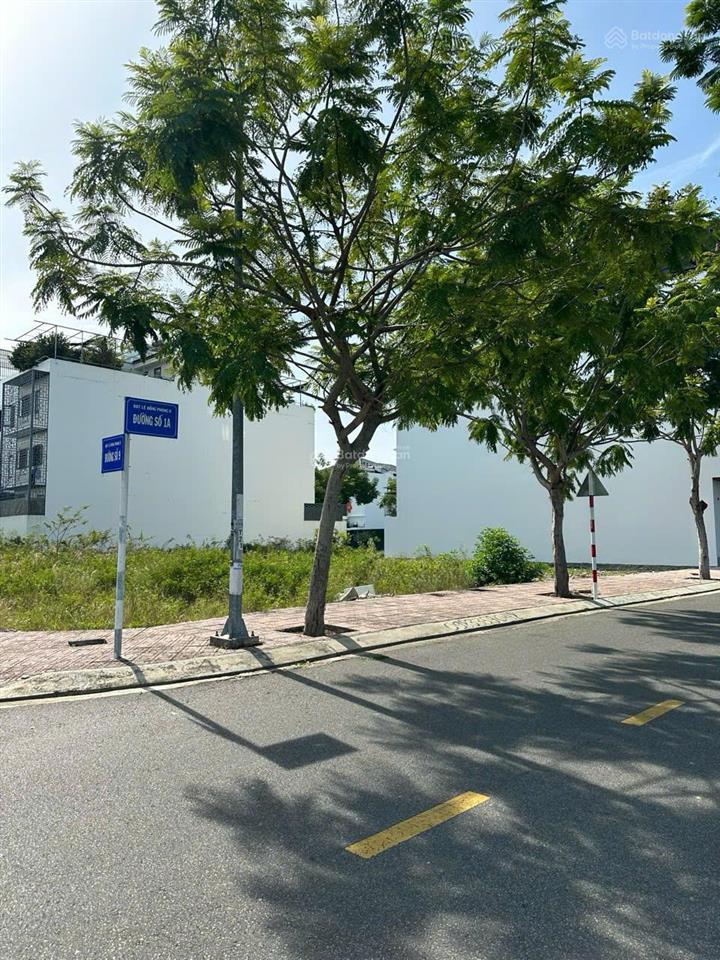 Cần bán gấp lô góc siêu đẹp kđt hà quang 2, nha trang