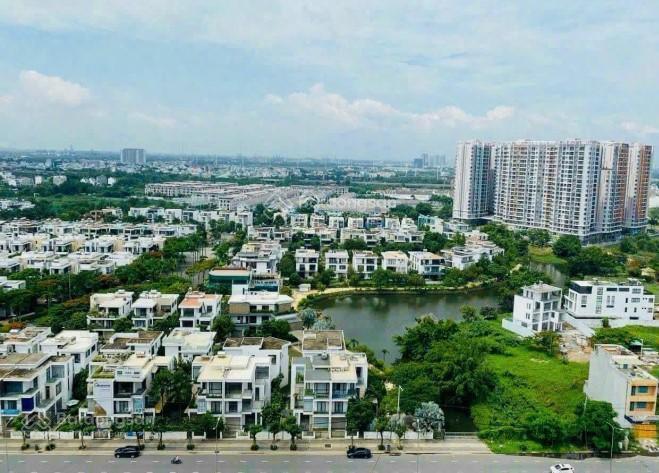 Cần bán bt đơn lập 412m²  giá 55 tỷ  2 mặt đối diện sông và công viên. sân vườn rộng. sổ hồng