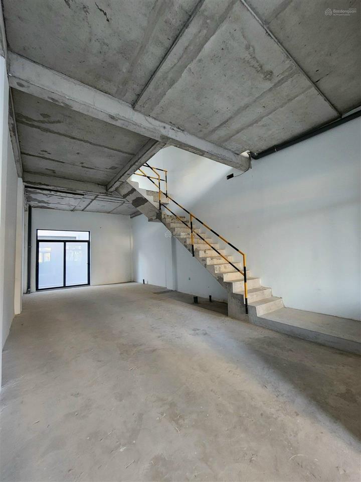 Cần bán nhà phố 90m2  giá 17 tỷ tại the classia khang điền. xây dựng 4 tầng. gọi khả phước
