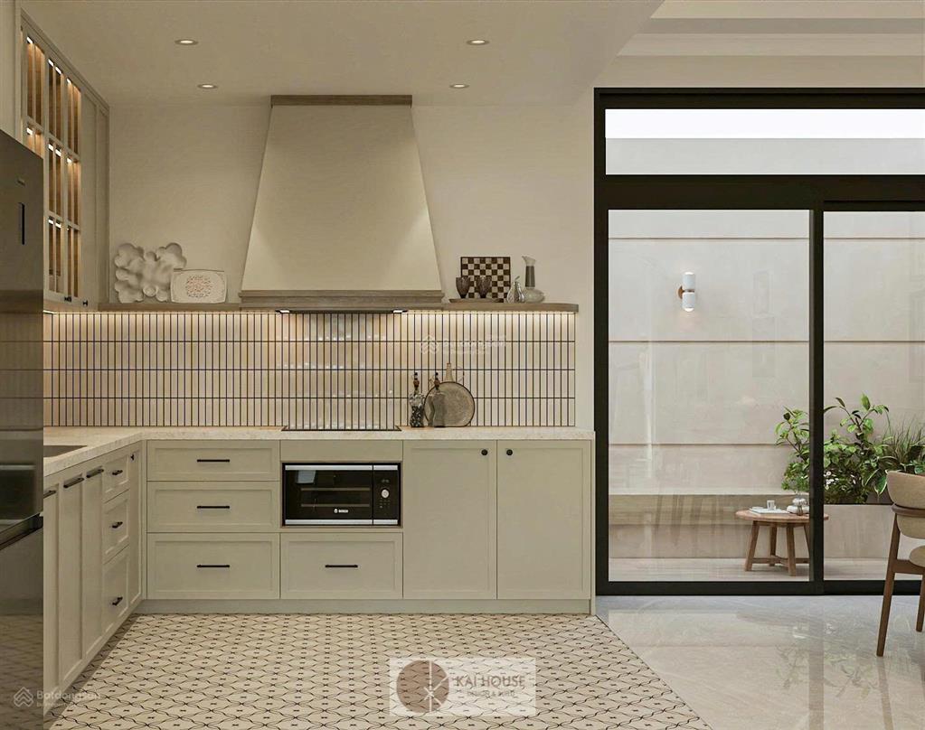 Cần cho thuê căn verosa 102m2  full nội thất  giá 40 triệu  nhà mới 100%. đối diện công viên lớn