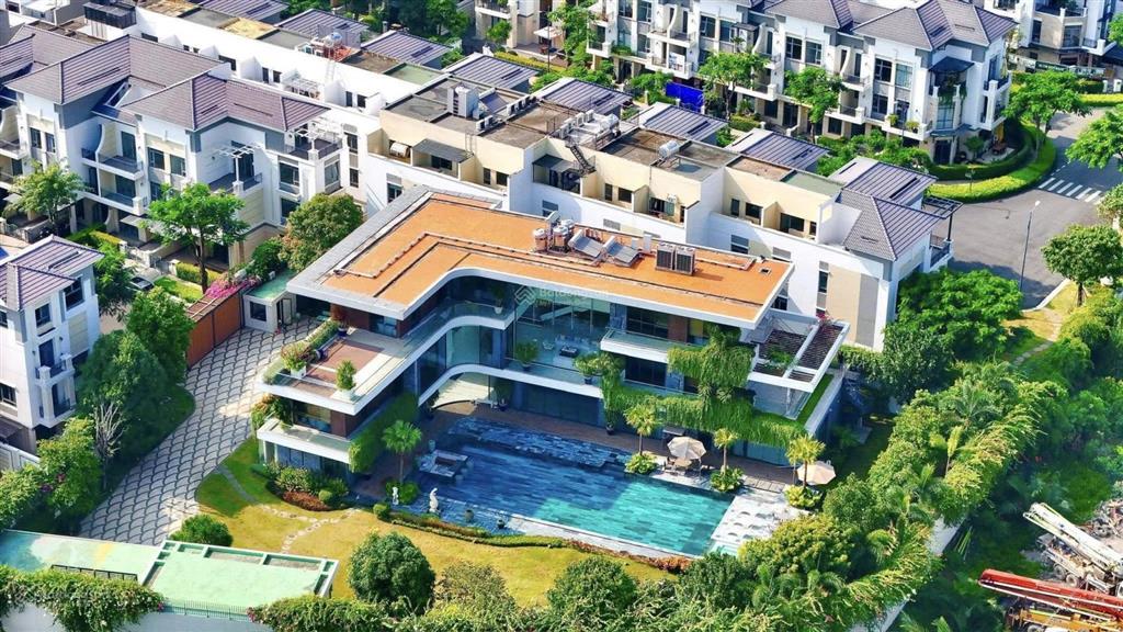 Cần bán căn verosa park dt 75m2  15,5 tỷ đối diện công viên, view thoáng  4 tầng, sổ hồng riêng