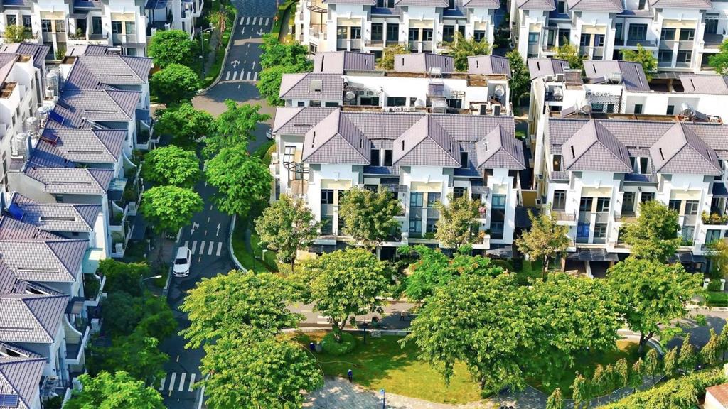 Cần bán căn đẹp verosa park 85m2  giá 17 tỷ  view thoáng, sổ hồng riêng. gọi phước
