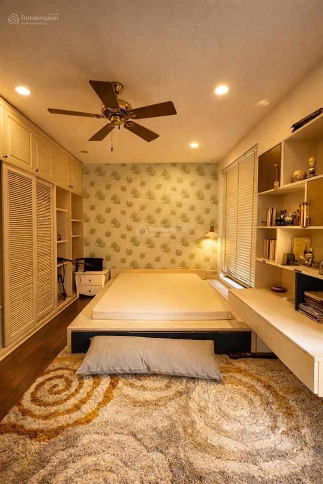 Bán căn đơn lập lucasta 41 tỷ  220m2 full nội thất. sân vườn riêng, cạnh công viên lớn. gọi phước