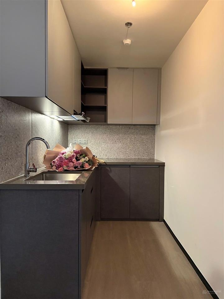 Cho thuê cc lumi hanoi, 7 triệu vnd, 45m2, 1pn, 1wc, đầy đủ tiện ích, có slot oto