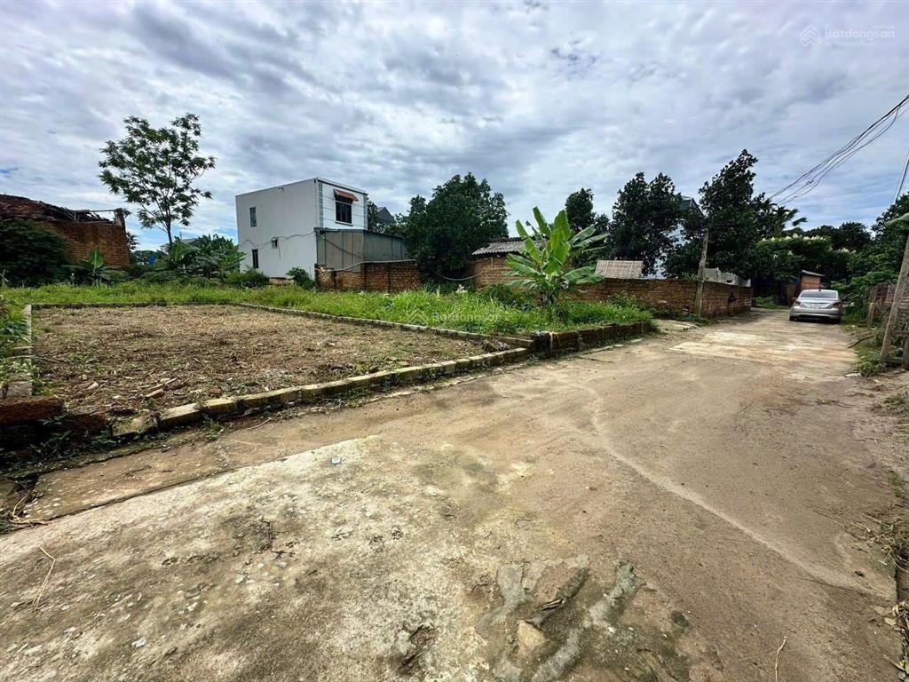 Bán 83,5m2 đất trục chính thôn 3 tân xã mt 6m nở hậu sổ đỏ rõ ràng  0978 231 *** huy hùng