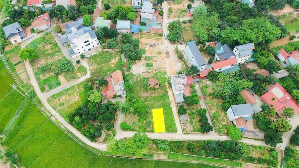 Bán 83,5m2 đất trục chính thôn 3 tân xã mt 6m nở hậu sổ đỏ rõ ràng  0978 231 *** huy hùng