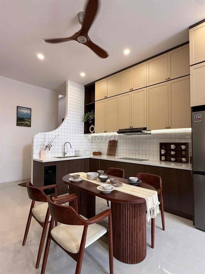 chính chủ cần bán mặt. tiền A2