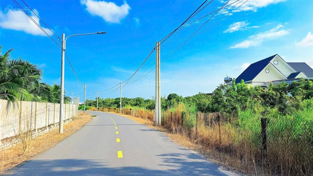 Bán đất tại đường long mỹ, 1,95 tỷ, 211 m2, giá ưu đãi, chính chủ