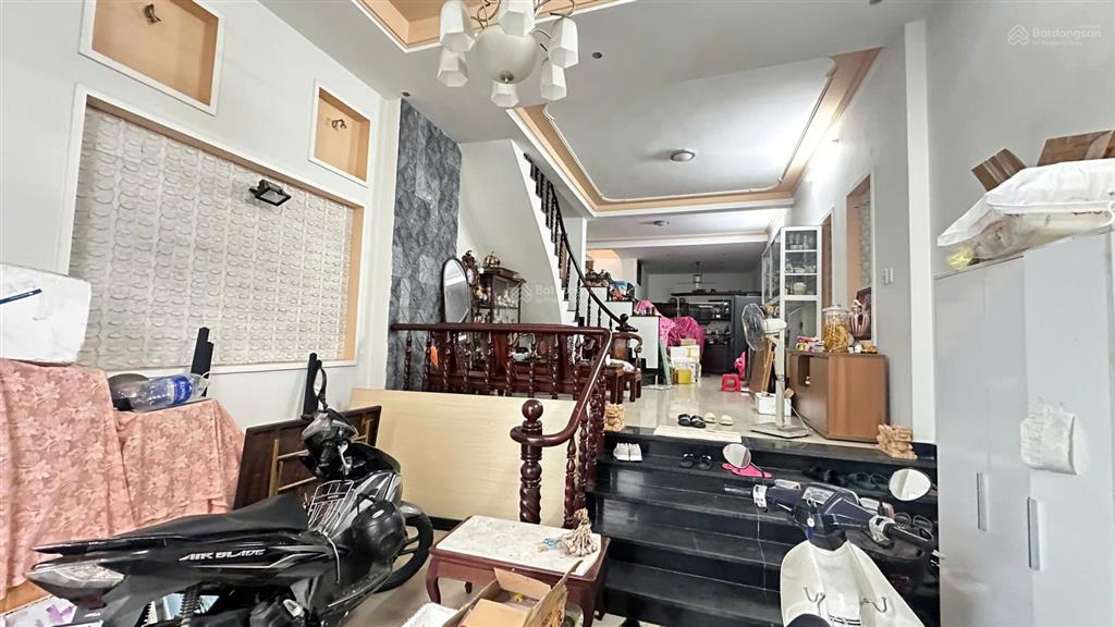 Cho thuê nhà mặt tiền đường lớn, kinh doanh buôn bán