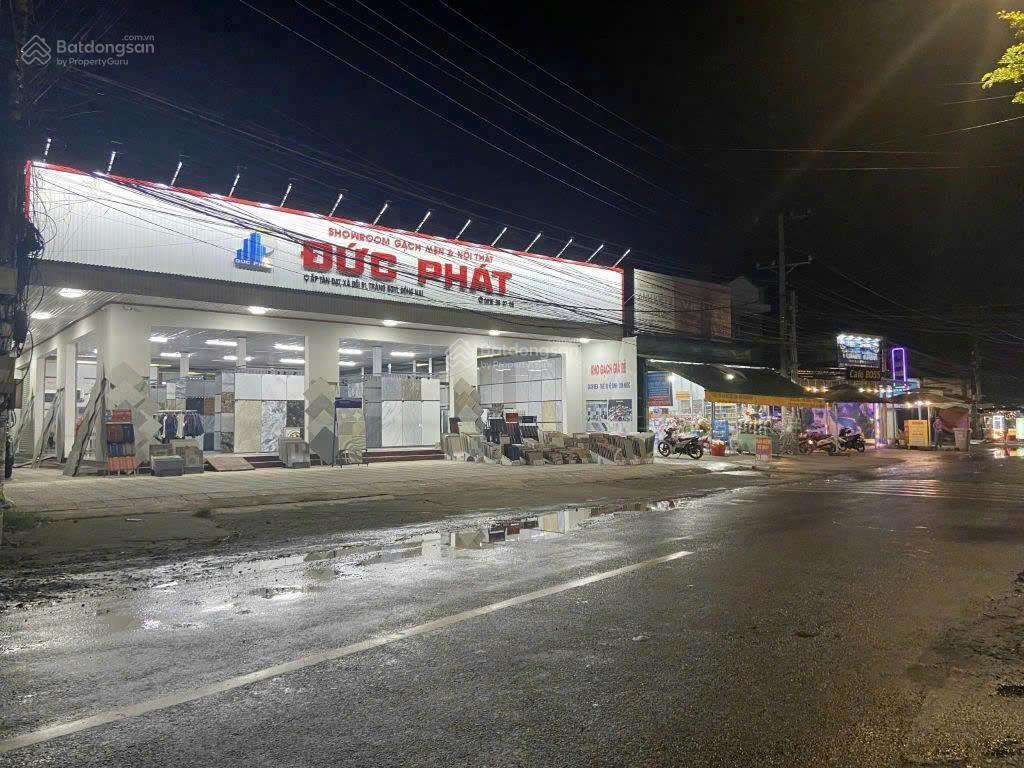 Bán showroom nội thất góc 2 mặt tiền đường trảng bom  đồi 61, ngay kcn bàu xéo