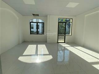 Cần cho thuê nhà vườn mặt bằng kinh doanh tạo khu a geleximco lê trọng tấn giáp vin smart