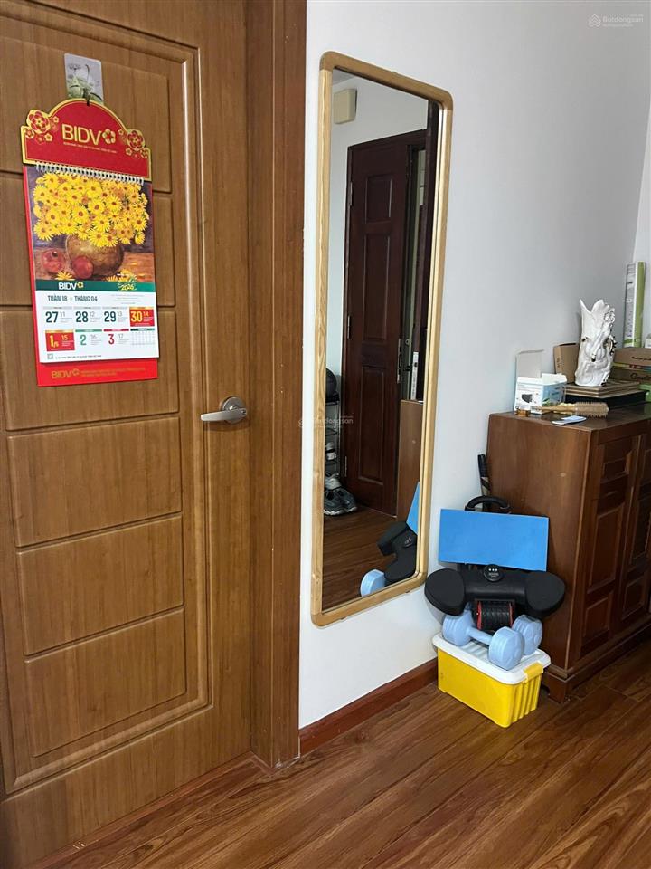 Cần cho thuê ngay căn hộ 3pn full nội thất, sạch đẹp vào ở ngay